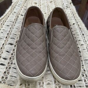 STEVE MADDEN TAUPE SLIP ON SHOES